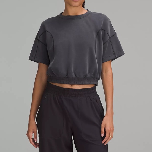 Lululemon ‘Softstreme Gathered T-Shirt’ - Picture 1 of 4